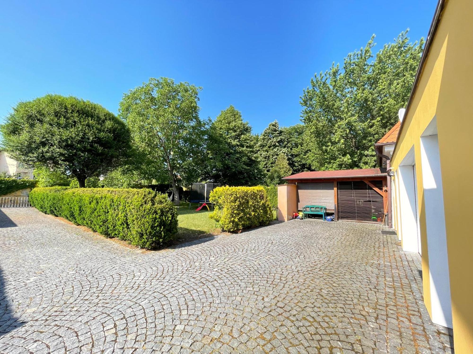Appartamento Historický dům u lázní Třeboň Esterno foto