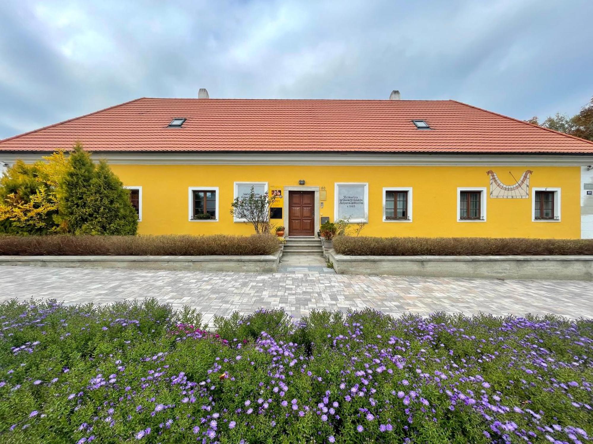 Appartamento Historický dům u lázní Třeboň Esterno foto